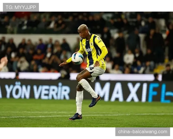 土超联赛多次出现判罚争议,特拉布宗体育与费内巴切要求裁判辞职